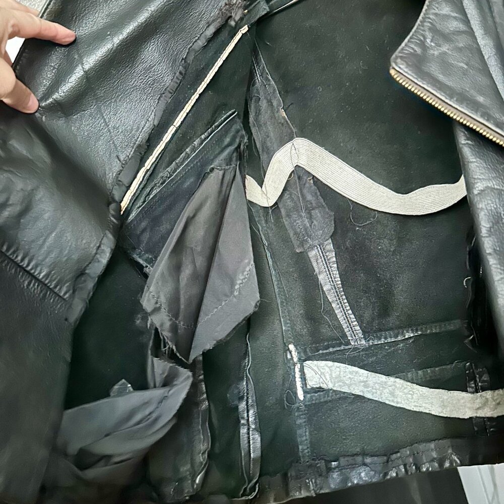 Vintage Blk Leather Moto Jacket Size 40  _Worn but Awesome_no Liner (As Is) - Picture 11 of 12